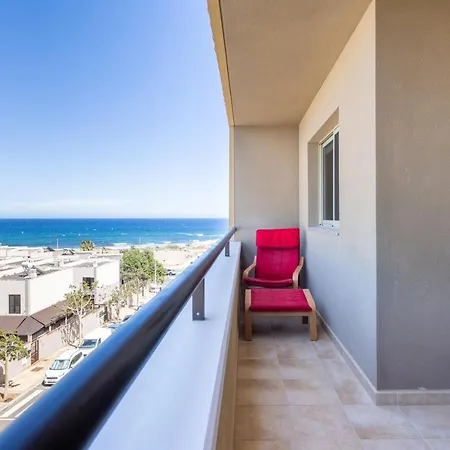 Home2book Bright Penthouse Medano, Terrace & Pool شقة