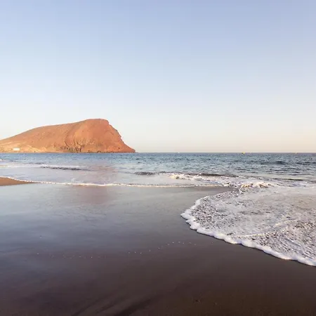 Apartmán Home2book Bright Penthouse Medano, Terrace & Pool