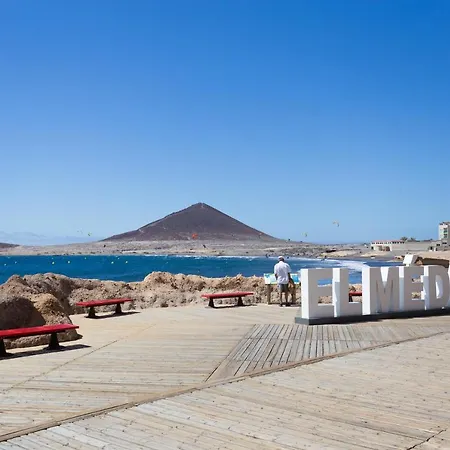 Home2book Bright Penthouse Medano, Terrace & Pool Apartmán