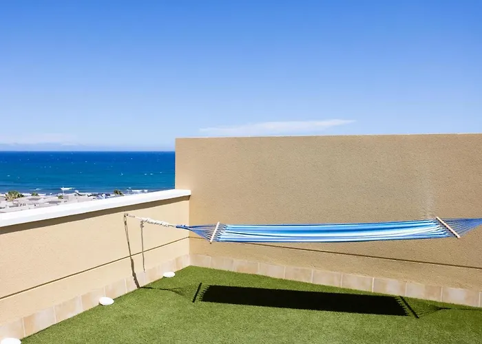 Home2book Bright Penthouse Medano, Terrace & Pool דירה אל מדאנו