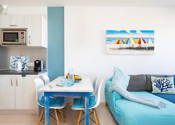 דירה Home2book Bright Penthouse Medano, Terrace & Pool *