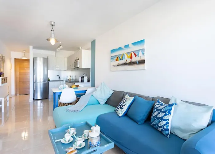 דירה Home2book Bright Penthouse Medano, Terrace & Pool