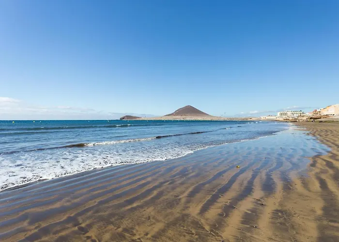 Home2book Bright Penthouse Medano, Terrace & Pool דירה *