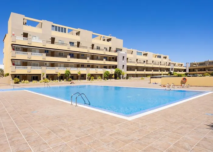 Home2book Bright Penthouse Medano, Terrace & Pool דירה *