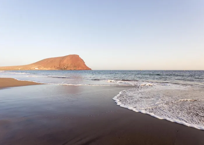 דירה Home2book Bright Penthouse Medano, Terrace & Pool